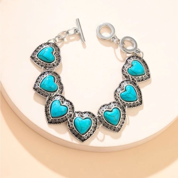 Heart Turquoise Decor Bracelet - Picture 1 of 4